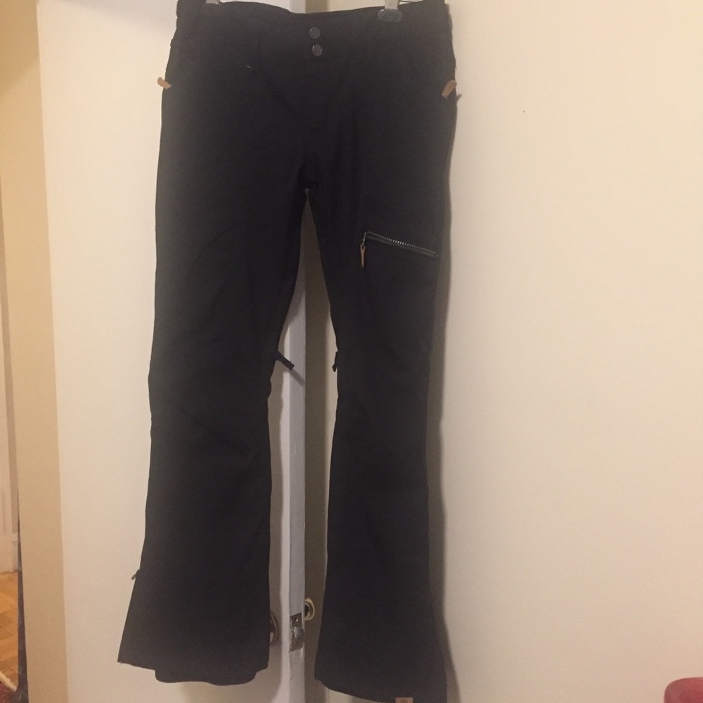 Roxy black women’s ski pants